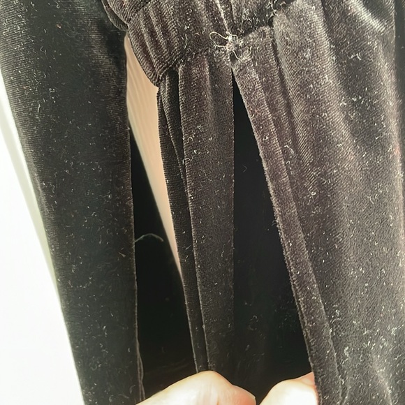 Black velour jumpsuit - Picture 6 of 10